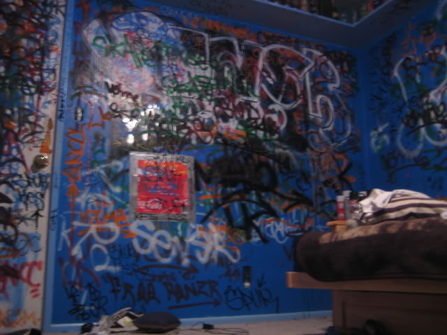 ai61.photobucket.com_albums_h46_Ponyboy_Curtis91_GRAFF018.jpg