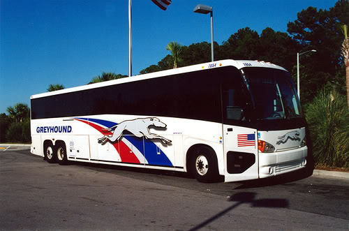 ai39.photobucket.com_albums_e155_dc12_grayhound_bus.jpg